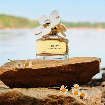 Marc Jacobs Daisy Eau de Toilette Spray 50ml